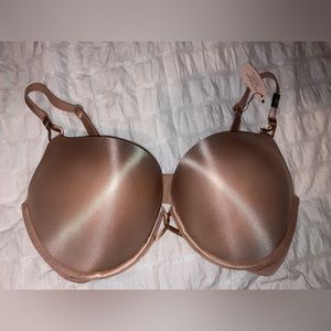 NWT size 38D Victoria’s Secret bombshell miraculous plunge bra